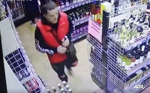 Очевидцы: в Южно-Сахалинске шокером наказали вора, укравшего бутылку алкоголя в магазине