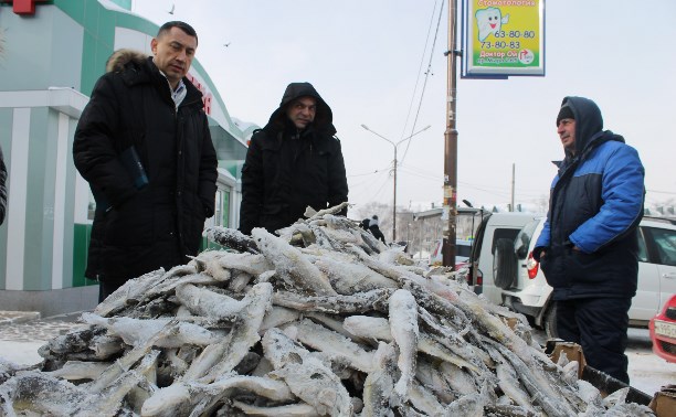 Активисты ОНФ: на Сахалине продавцы «доступной рыбы» навариваются дважды