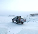 Джиперы пересекли пролив Невельского по льду 