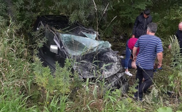На юге Сахалина при столкновении Mitsubishi RVR и бензовоза погиб мужчина