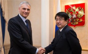 Политика и экономика