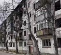 "Невозможно больше это наблюдать": мэр Охи о поджогах в расселённых домах