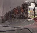 Южносахалинка заступилась за пьяного мужчину, которого водитель автобуса отказался везти