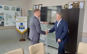 Политика и экономика