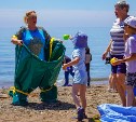 Русалки с ухой и орнамент на ракушке: День рыбака с размахом отметили на сахалинском побережье