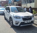 Неизвестный столкнулся с Subaru Forester и скрылся с места ДТП в Южно-Сахалинске