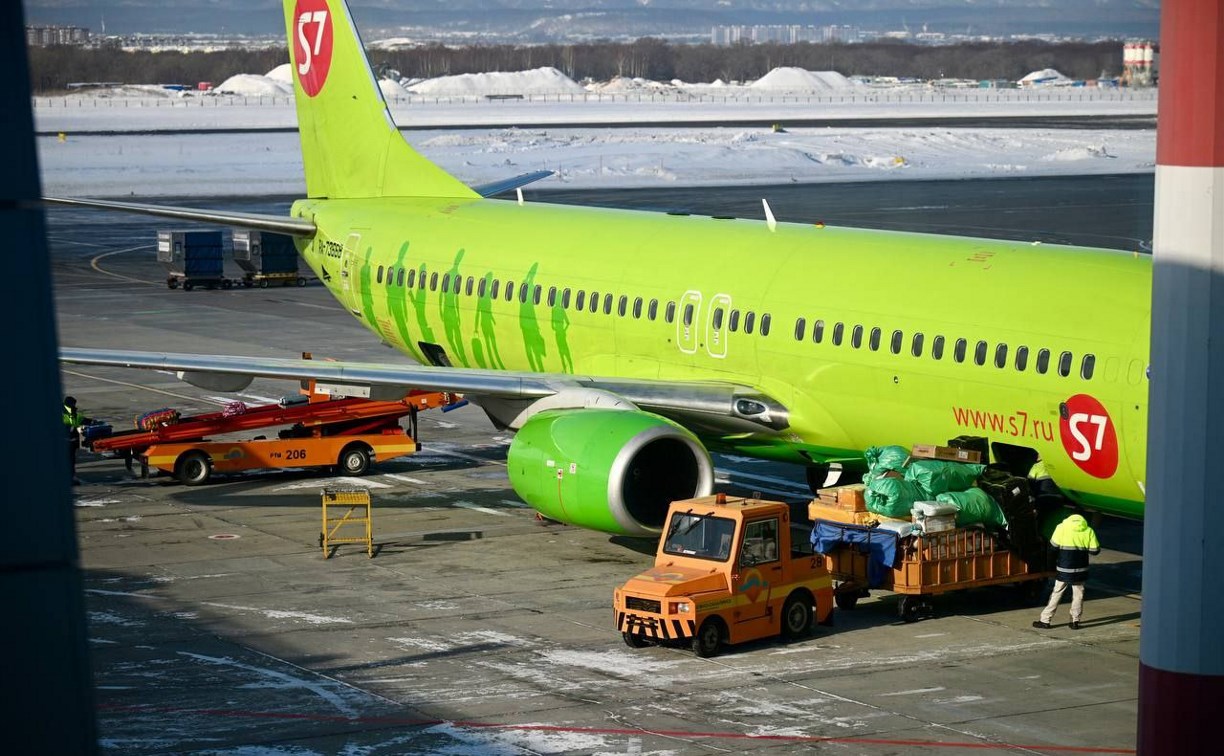 Новогодний ажиотаж: аэропорт Южно-Сахалинска побил планы по пассажирам