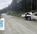 На Сахалине два "Лэнда" врезались на грунтовой дороге - пострадали люди