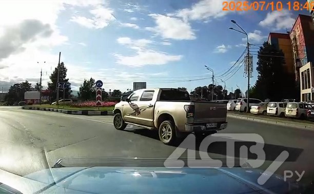 Автомобилист "потерялся" на кольце в Южно-Сахалинске