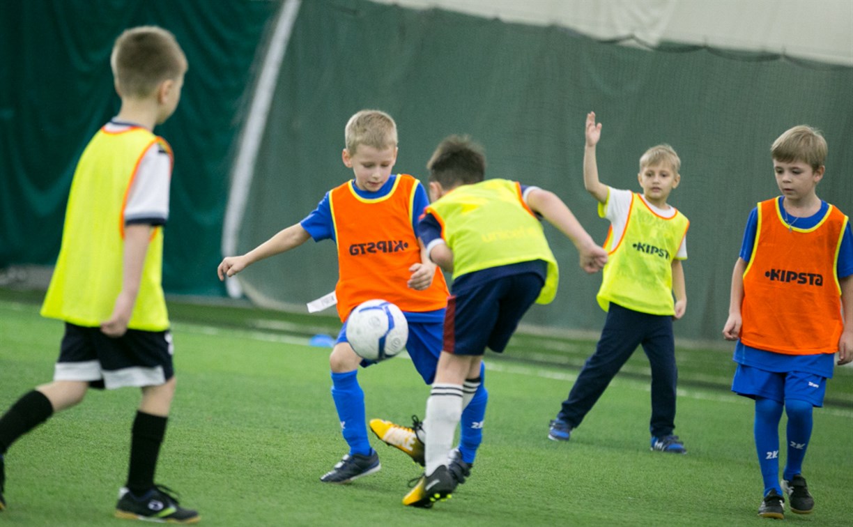 В Южно-Сахалинске состоялся фестиваль футбола для детей