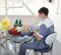 Некоторые районы Сахалинской области досрочно вставили льготникам все зубные протезы