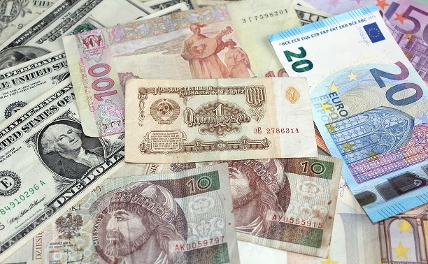 Доллар по 113: курс валюты на Forex поставил новый рекорд