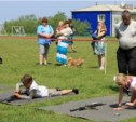 Соревнования по семейному летнему биатлону прошли на Сахалине (ФОТО)