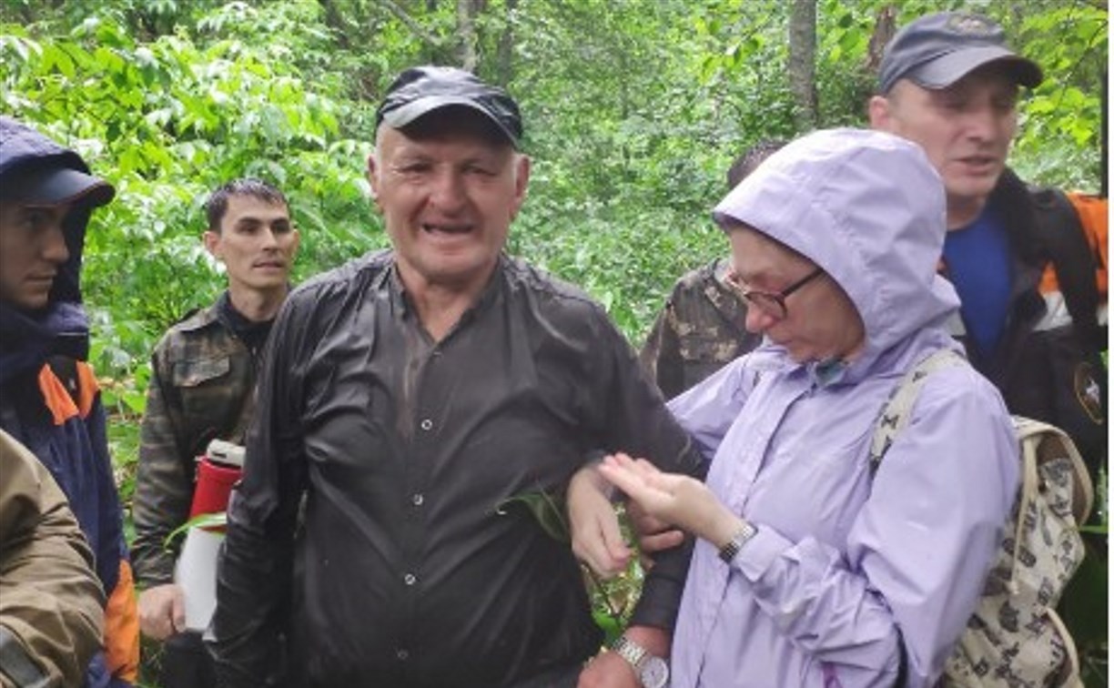 Пропавшего пенсионера нашли в лесу в районе Елочек