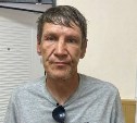 Обвиняемого в кражах техники из магазинов ищет сахалинская полиция