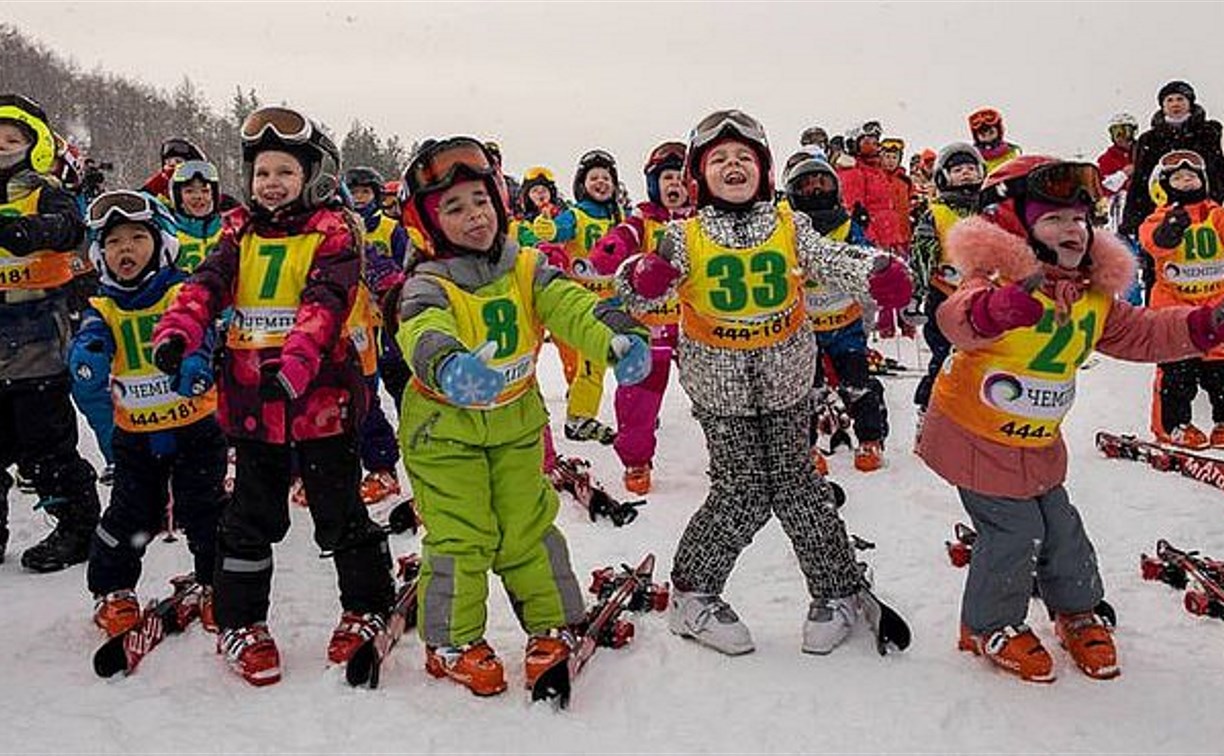 Более 500 юных спортсменов примут участие в горнолыжных турнирах на Сахалине