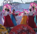 Гостей корейского праздника в Томари угостили традиционным кукси
