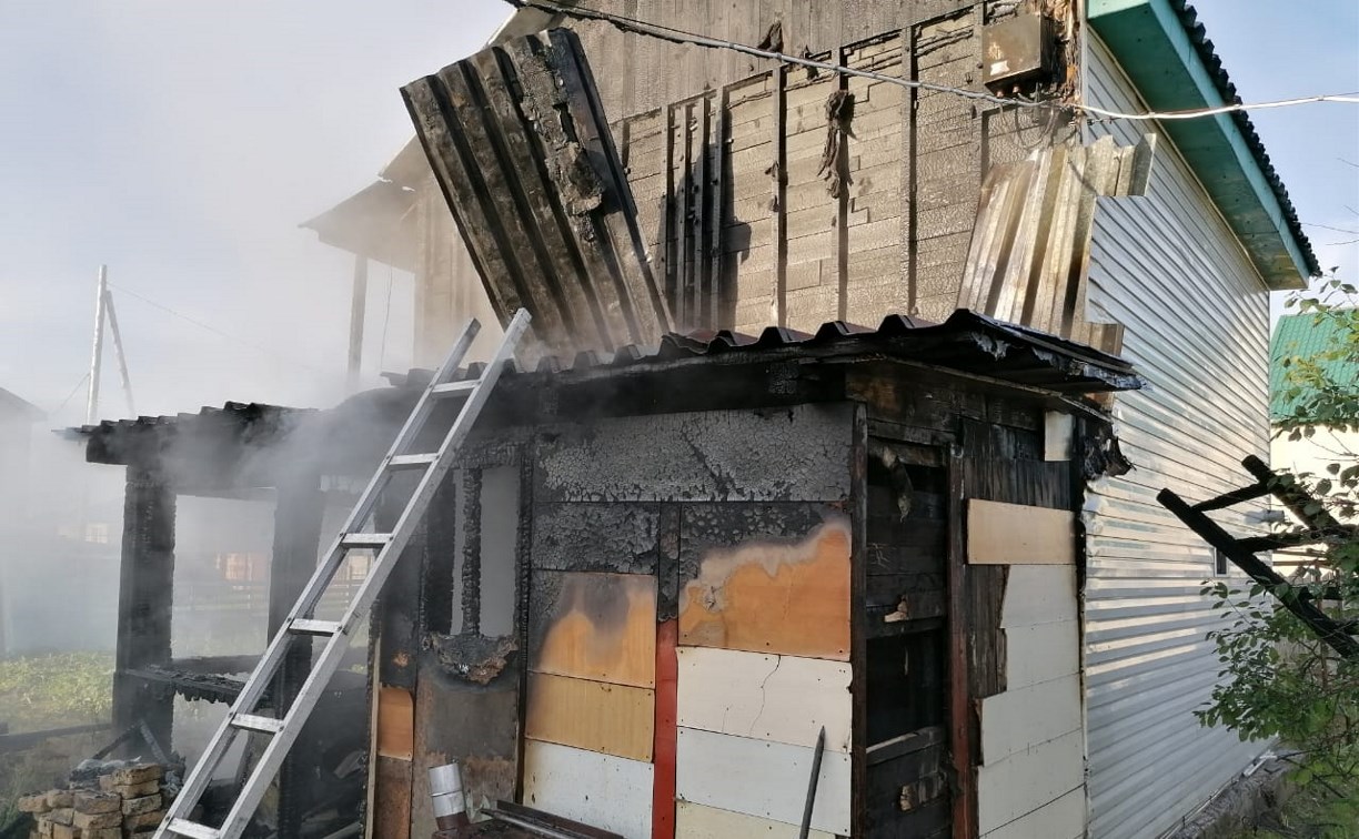Возгорание в бане ликвидировали в Анивском районе 