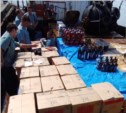 Более тонны алкоголя задержали таможенники на Сахалине