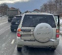 ОГИБДД Южно-Сахалинска ищет очевидцев аварии, где столкнулись Suzuki Escudo и Suzuki SX4