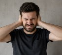 Ученые объяснили, почему мужчины плохо слушают женщин