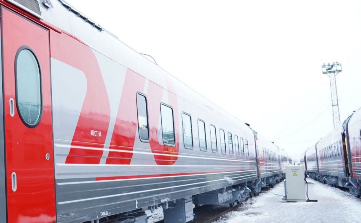 Пригородный поезд до Поронайска с 1 марта изменит расписание 