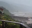 "Повреждены тропы, водо - и электроснабжение": на Монероне сошли сели, его закрыли для туристов 