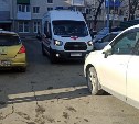 Сахалинка поставила под угрозу жизнь пациента скорой 