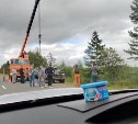 Появились кадры эвакуации автомобиля с места смертельного ДТП в Смирныховском районе