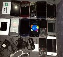 11 мобильных телефонов и 30 сим-карт пытались пронести в сахалинскую исправительную колонию 
