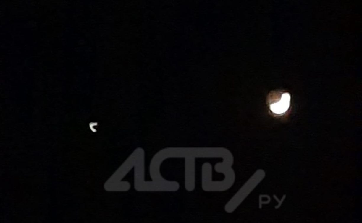 Луна пришла в гости к Юпитеру: сахалинец сфотографировал редкое явление