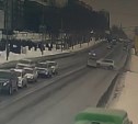 Момент серьёзного ДТП на проспекте Мира в Южно-Сахалинске попал на видео