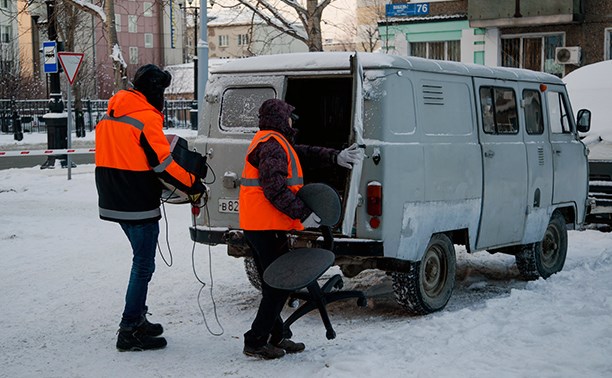 Жительницу квартиры на проспекте Победы в Южно-Сахалинске выселили за долги Жительницу квартиры на проспекте Победы в Южно-Сахалинске выселили за долги
