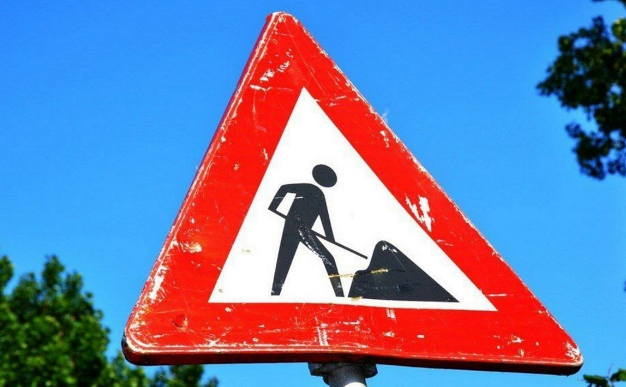 Проезд на улице Горького в Южно-Сахалинске ограничили