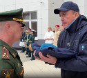 Губернатор передал в школу Курильска личные вещи Героя России Эдуарда Норполова