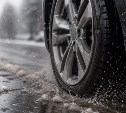 Водителям объяснили, как ездить на летней резине в снег весной