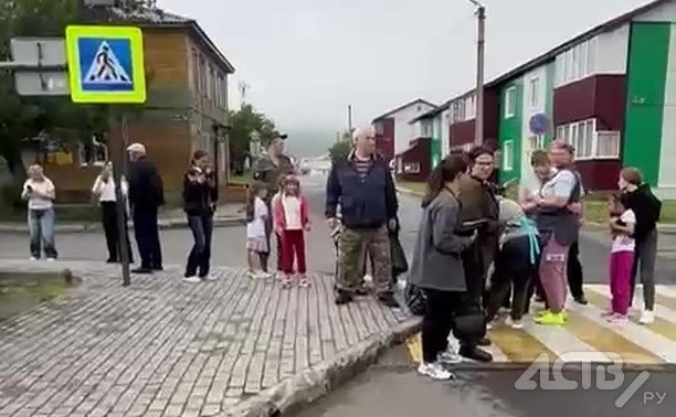В Северо-Курильске после мощного землетрясения организовали приём жителей