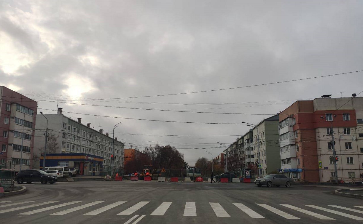 Перекресток Комсомольская - Емельянова в Южно-Сахалинске открыли для проезда
