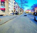 Подросток на питбайке попал в серьезное ДТП в Корсакове