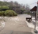 Поток воды бушевал на термальных источниках: Курильский район пережил сильные дожди