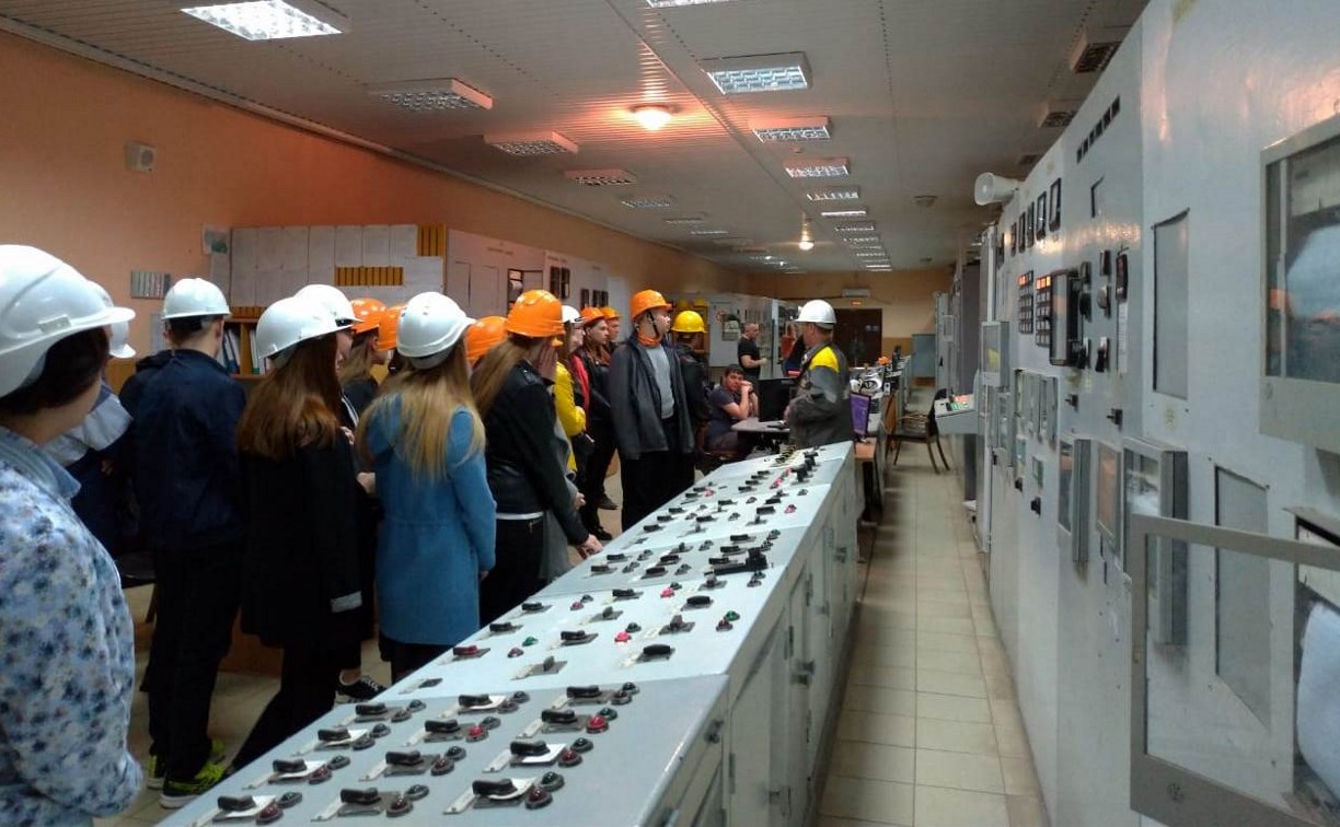 «РН-Сахалинморнефтегаз» устроил школьникам экскурсию на Охинскую ТЭЦ