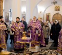Заупокойные богослужения об убитых в теракте в "Крокусе" прошли в Южно-Сахалинске 
