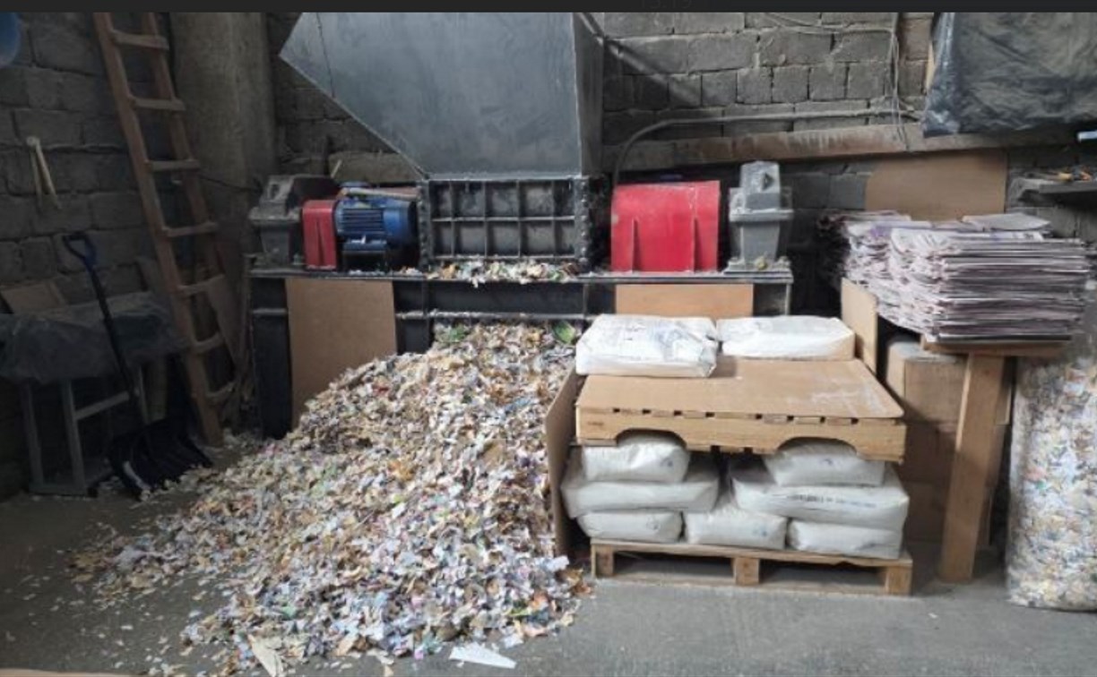 На Сахалине ветхие книги помогут островитянам согреться