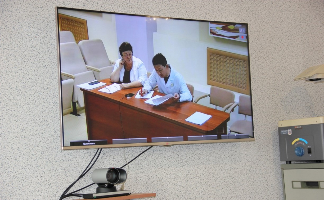Медицинские консультации по видеосвязи запустили в корсаковской ЦРБ