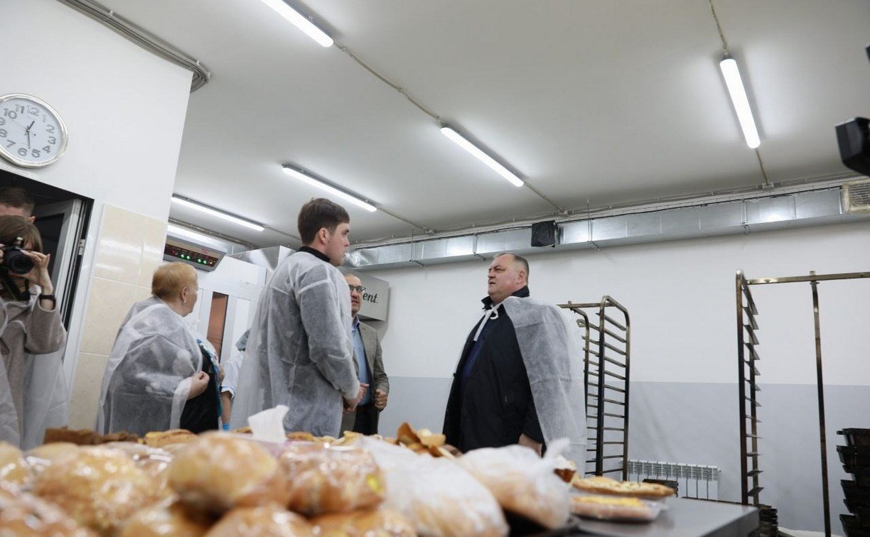 Жителей Макарова хотят накормить круассанами местного производства