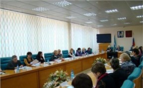Политика и экономика