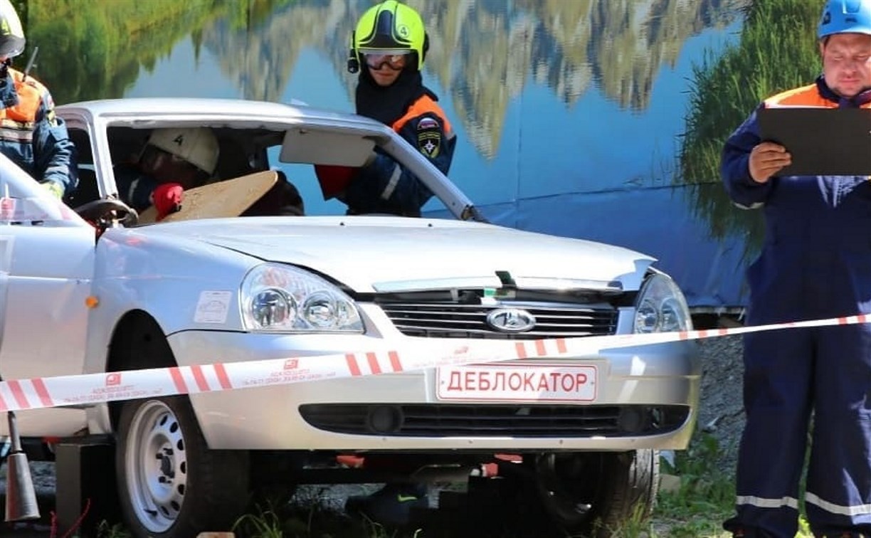 Итоги соревнований среди аварийно-спасательных служб подвели на Сахалине
