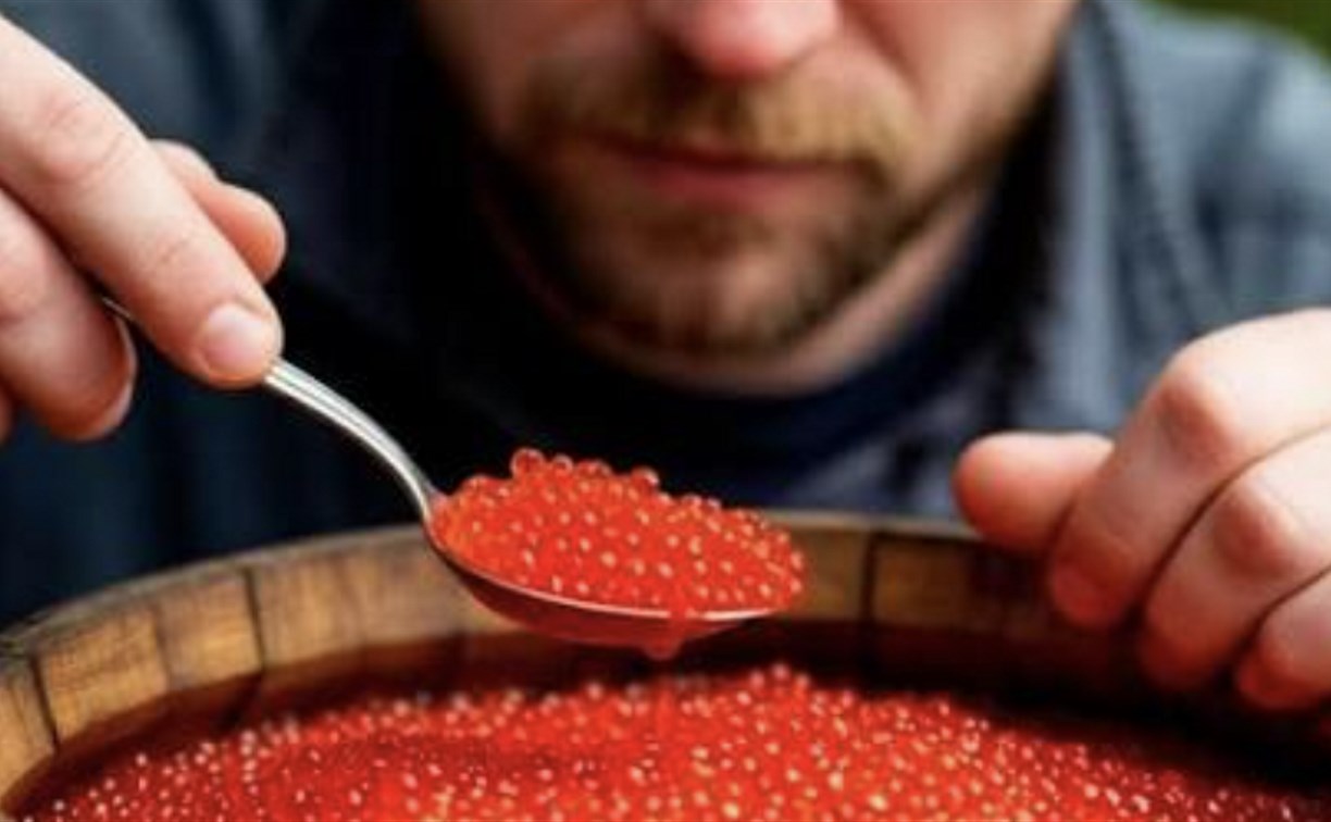 Красная икра в России может окончательно стать продуктом только для богатых