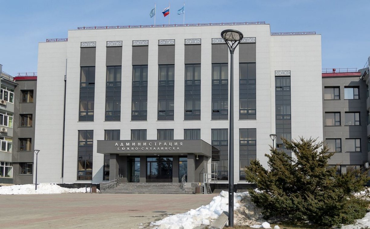 Около 600 вопросов с начала года: "Мобильная приёмная" Южно-Сахалинска продолжает улучшать городскую среду