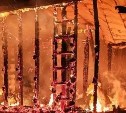 Дачный дом загорелся в Анивском районе